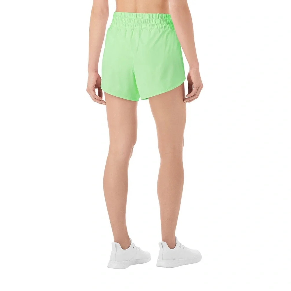 NWT Athletic Shorts with Elastic Waistband and Lightweight Material in‎ Green